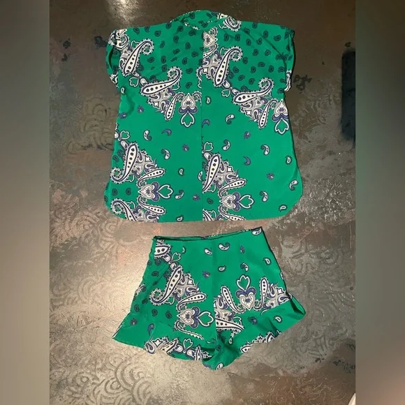 Zara Green and Blue Paisley Short Set - Picture 6 of 6